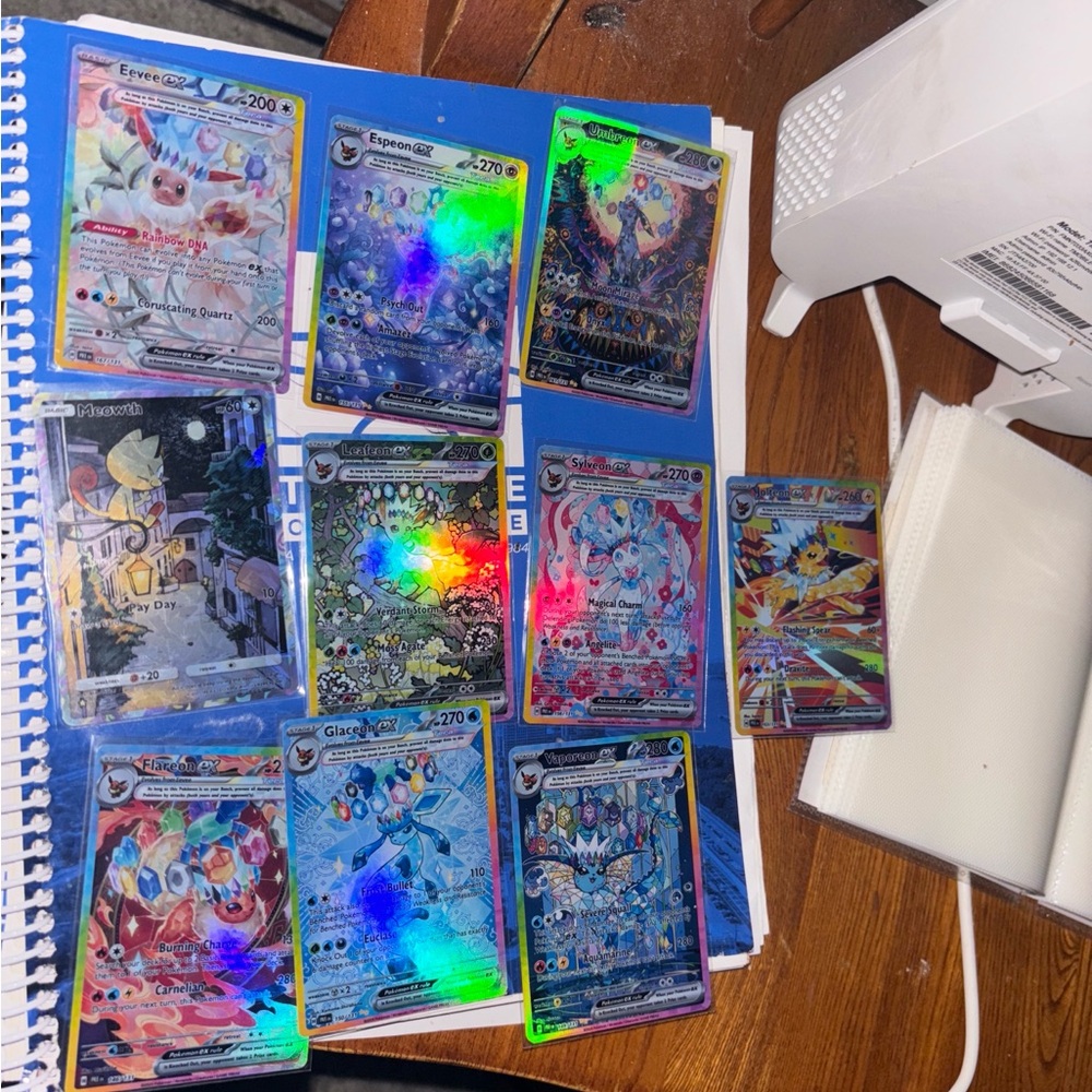 Arven Pokémon Trading Card
